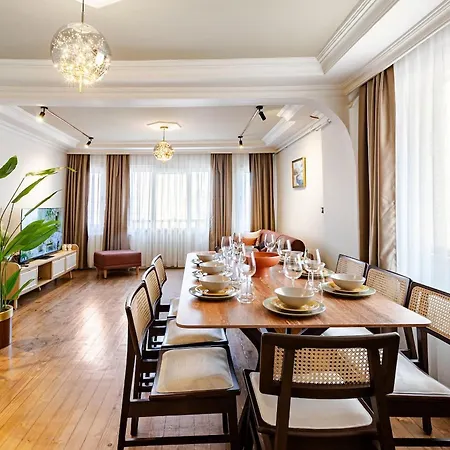 Apartment Elsol Mansion - Three Bedroom Flat *