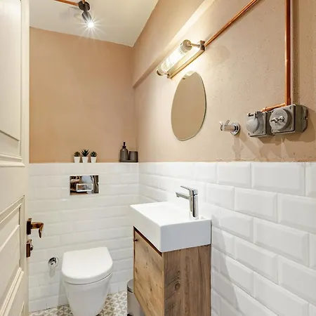 Elsol Mansion - Three Bedroom Flat * Istanbul